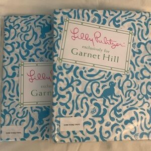 Twin flat sheet & fitted sheet no pillowcases